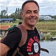 Sono alla ricerca di occupazione part-time per dare lezioni di Storia dell'Arte e discipline attinenti